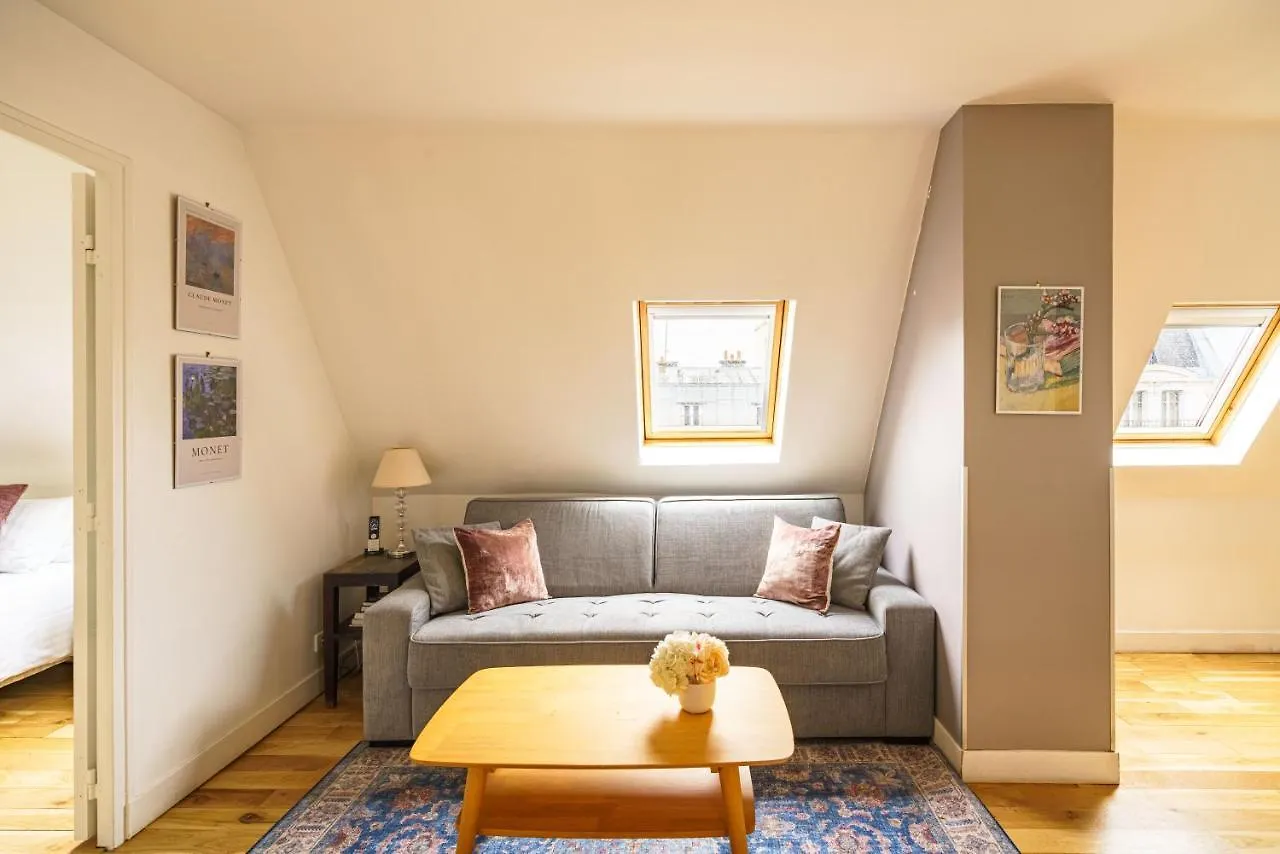 Du Louvre - Le Marais Apartment