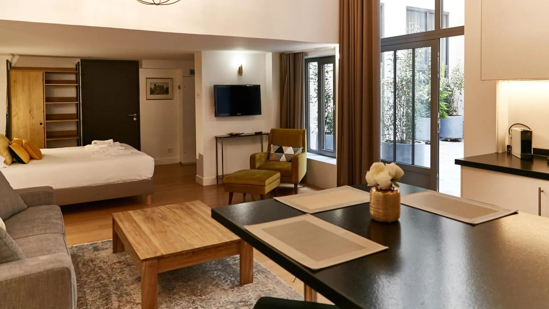 Apartment Du Louvre - Le Marais Paris