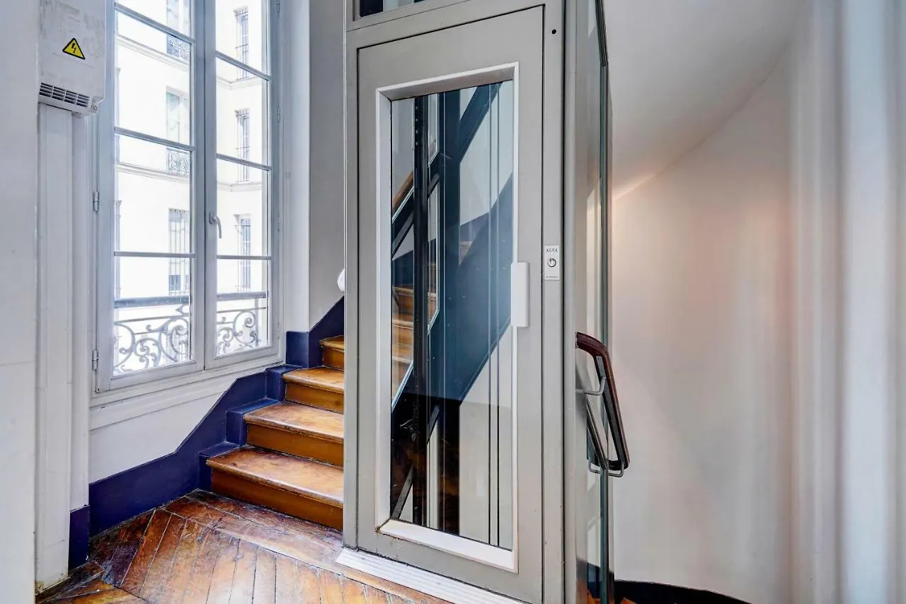 Du Louvre - Le Marais Apartmán *